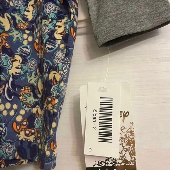 LuLaRoe Size 2 Sloan Kids Top • Baseball Tee Style • Disney’s Minnie Mouse BNWT - Picture 7 of 10